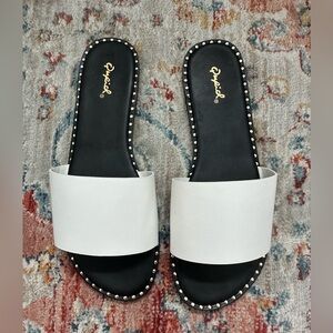 Women’s 8.5 Sandals